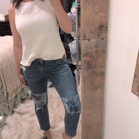 Old Navy jeans boyfriend mid rise patches detail size 6 petite - Picture 1 of 7